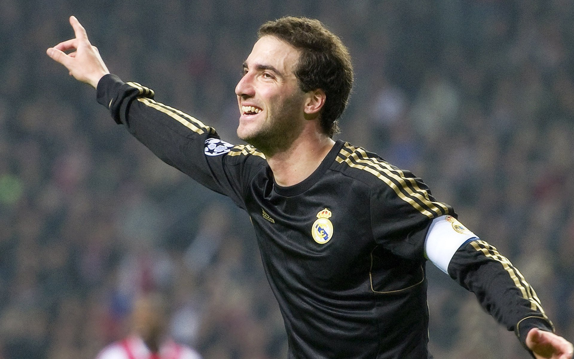 赛前速览：欧冠八强战纽约尼克斯对阵莱比锡，三大看点值得期待